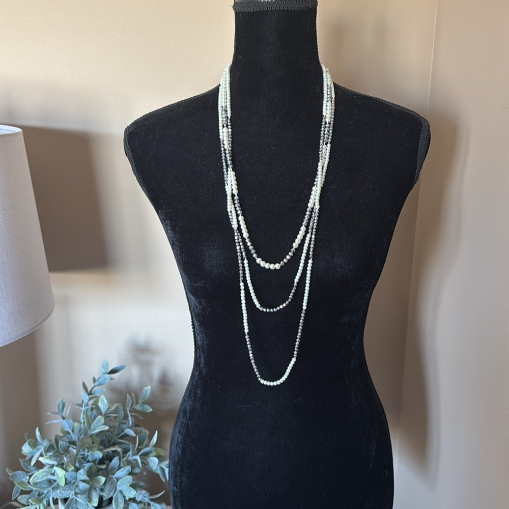 Elegant Pearl and shiny grey 3 layered Beaded Necklace